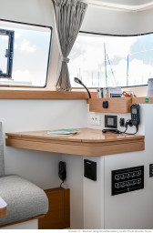 image catamaran excess 11