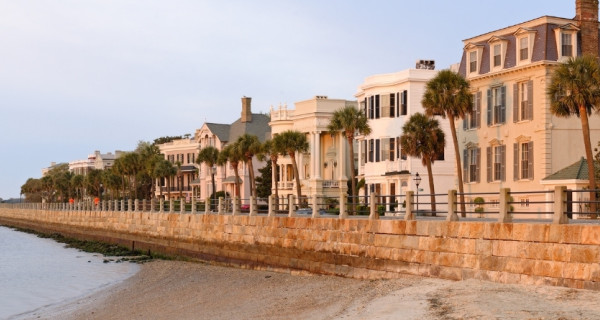 https://www.excess-catamarans.com/media/cache/public_cover/2025/10/2862-excess-tour-charleston-2.jpg