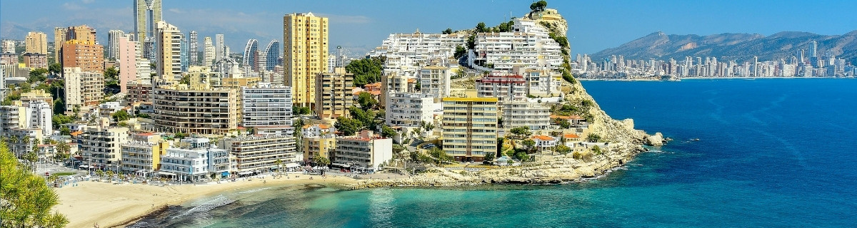 https://www.excess-catamarans.com/media/cache/public_cover/2025/09/2694-cover-event-valencia.jpg