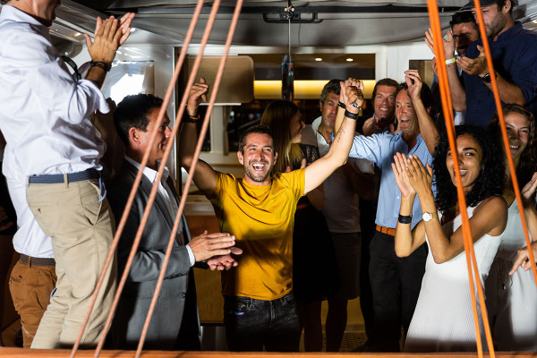 Die Auslieferung einer Excess 11 an den Gewinner der Excess Challenge