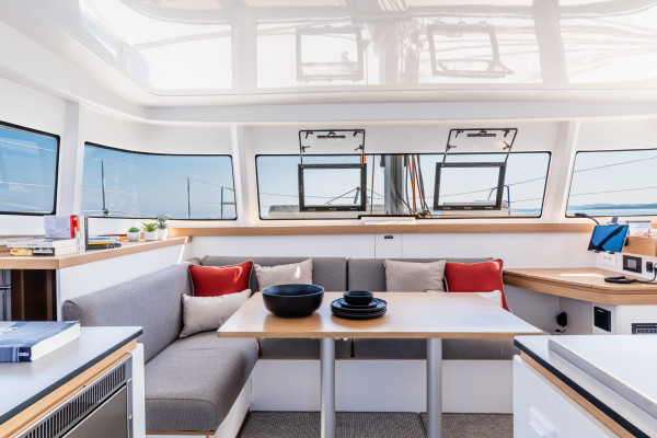 The Excess 11 wins an award at the Oceanway China Yacht Awards
