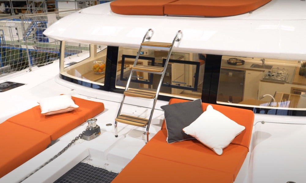 25 new features aboard the Excess 12!
