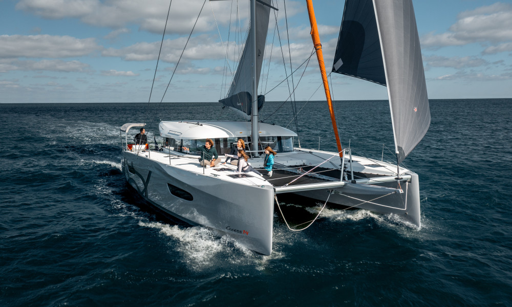 Excess 14, its aim is to combine the pleasure of sailing with great comfort